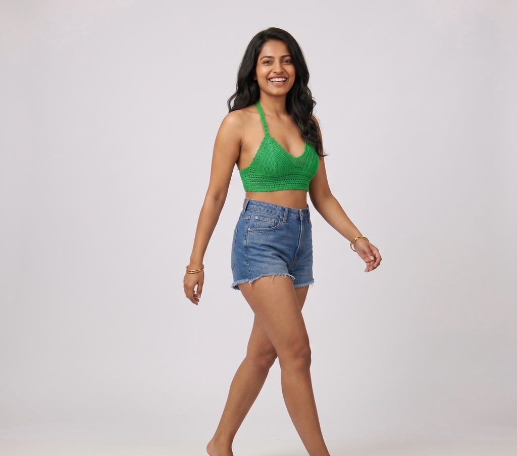 Green Crochet Crop Top — view 4